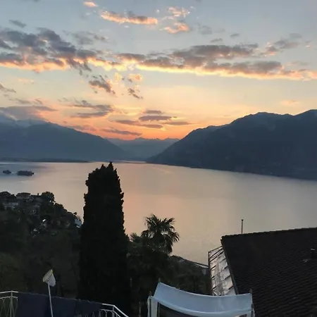 Nyaraló Pool Panorma Privatspaehre Ruhe Brissago