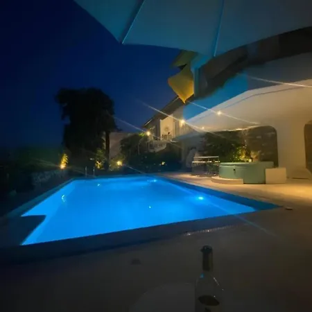 Pool Panorma Privatspaehre Ruhe * Brissago