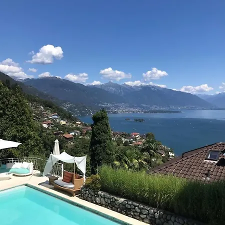 Pool Panorma Privatspaehre Ruhe Casa de Férias